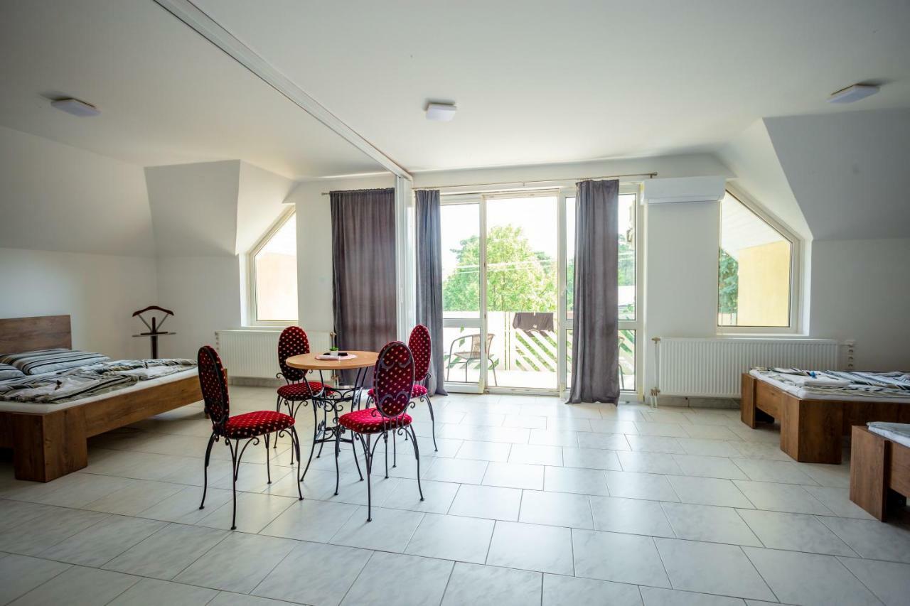Teraszos Vendeghaz Apartment Keszthely Exterior photo